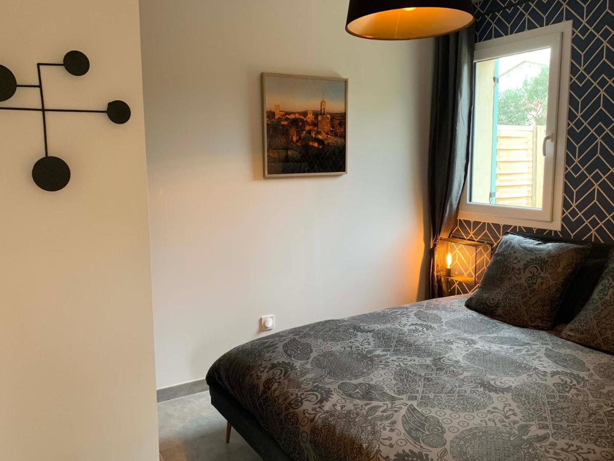 屈屈龙Le Cabanon De Livia Avec Piscine Privee别墅 外观 照片