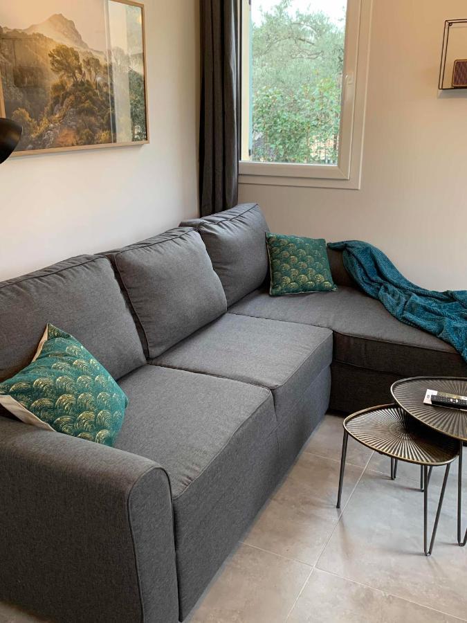 屈屈龙Le Cabanon De Livia Avec Piscine Privee别墅 外观 照片