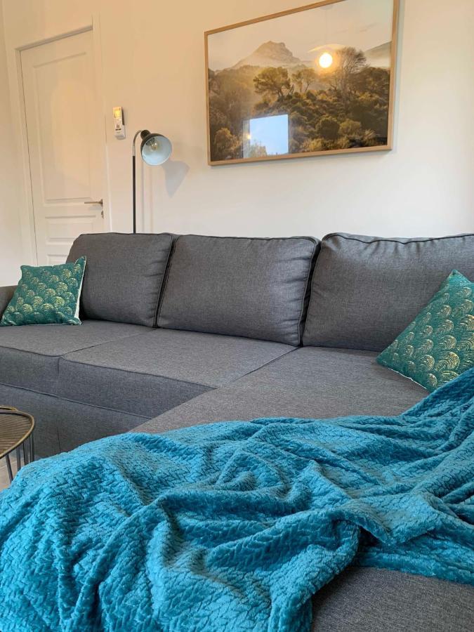 屈屈龙Le Cabanon De Livia Avec Piscine Privee别墅 外观 照片
