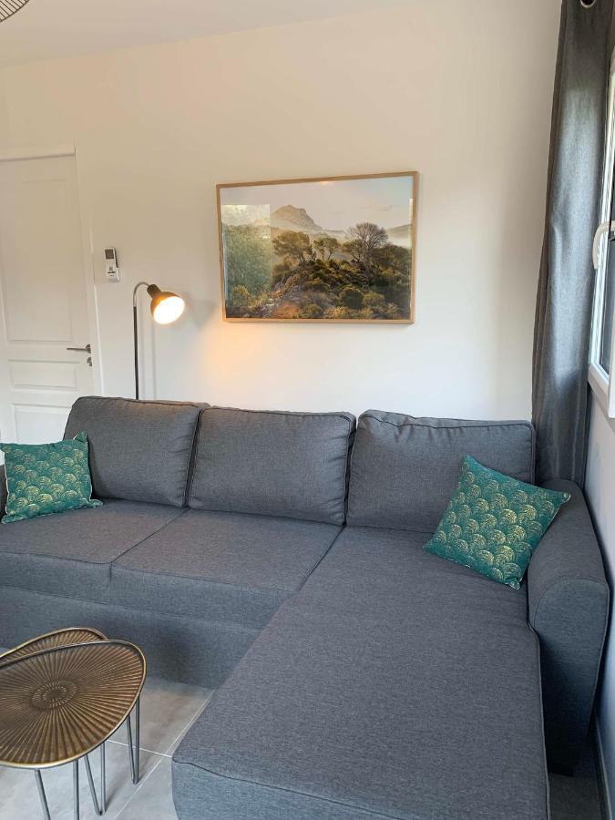 屈屈龙Le Cabanon De Livia Avec Piscine Privee别墅 外观 照片